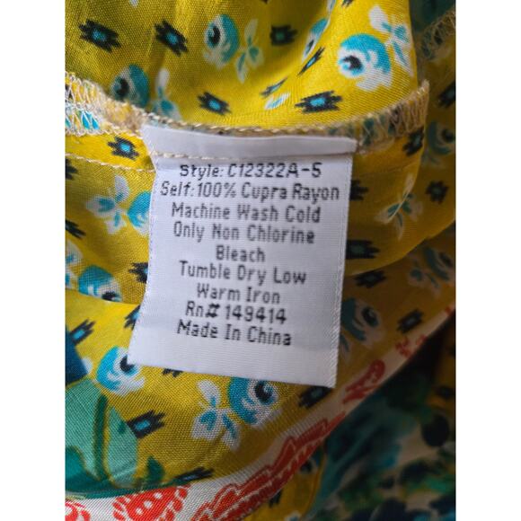 NEW Johnny Was Boho Paisley Ravenne Top In Multi Color Short Sleeve V Neck Small - Picture 4 of 12